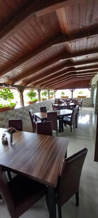 Pensiune Restaurant Alex Copalnic-Manastur Exterior photo